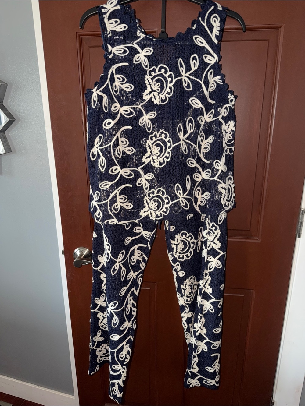 NWT Solitaire 2 Piece Crochet Embroidered Wide Leg Pants Set Navy Cream L/M